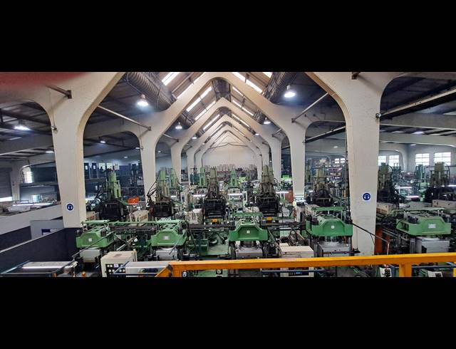 3,535M² FACTORY TO LET IN MAXMEAD